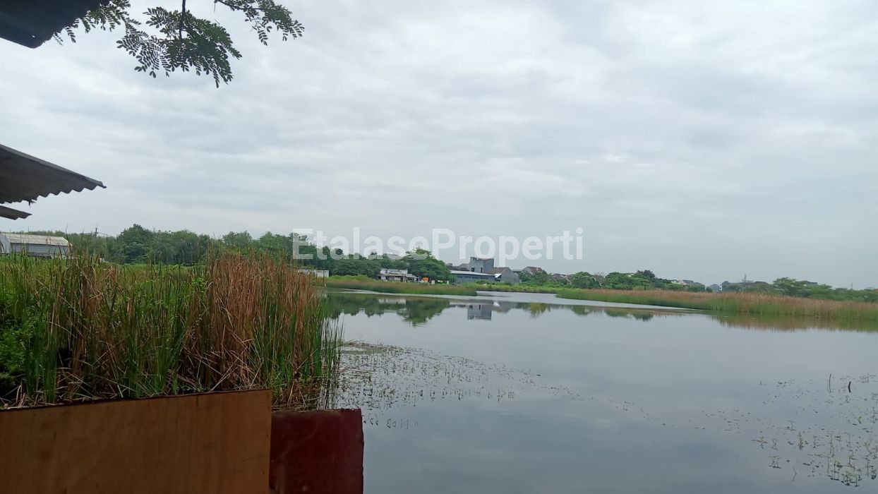 Foto properti Di JUAL TANAH Di DEPAN PERUMAHAN ROYAL PARK [ GUNUNG ANYAR .SBY ] 1