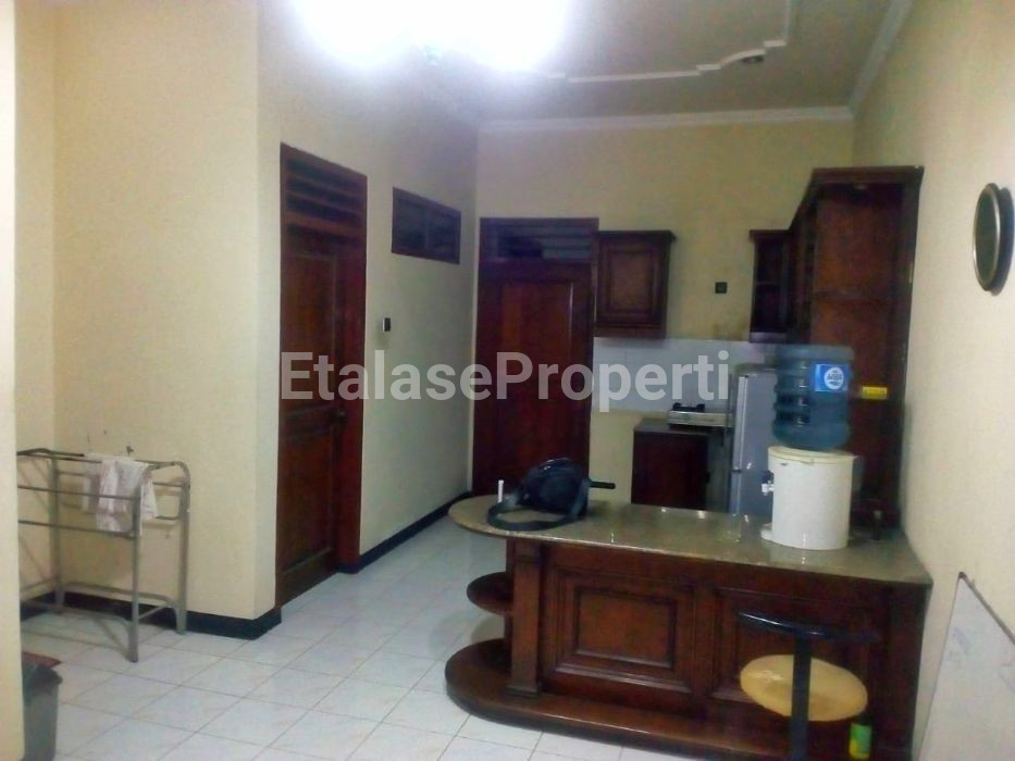 Foto properti Dijual Cepat Rumah 2 Lantai Daerah Klampis Harapan Surabaya 2