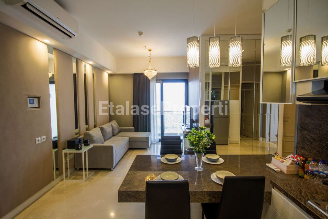 Foto properti *Disewakan Apartemen The Peak, Full Furnished* 1