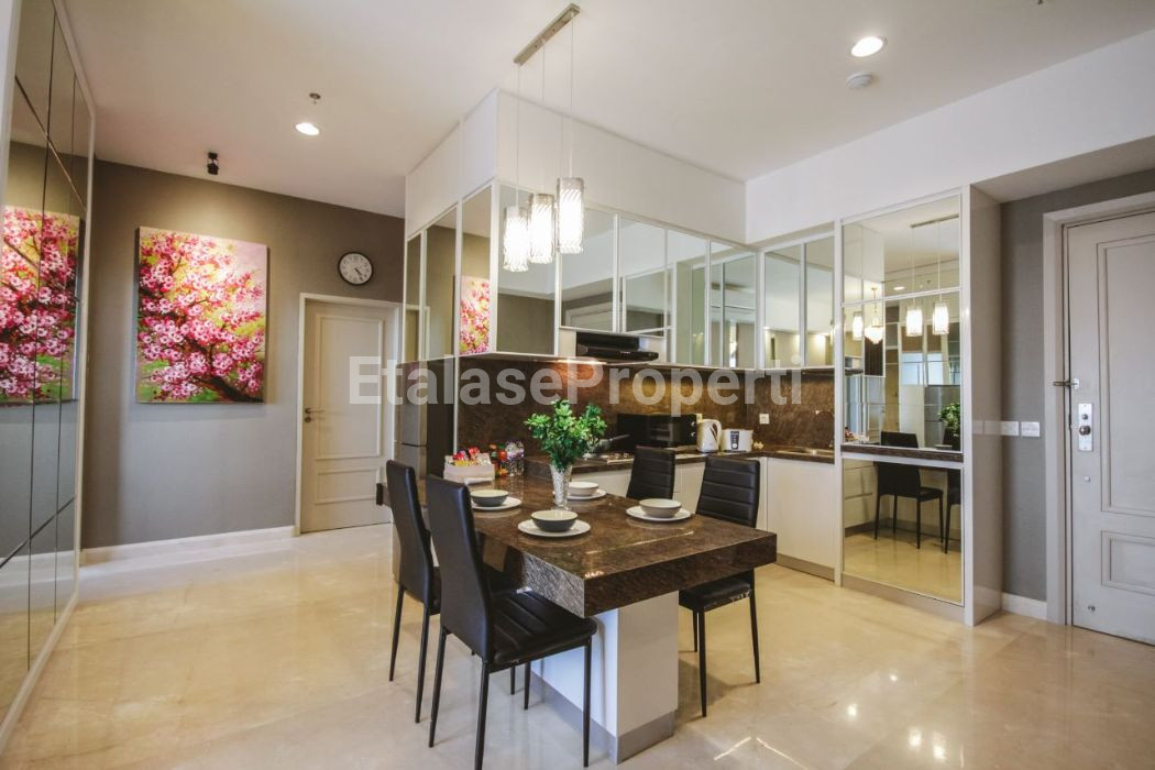 Foto properti *Disewakan Apartemen The Peak, Full Furnished* 3