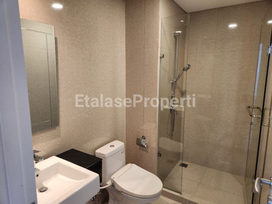 Foto properti Jual Apartemen The Voila With Sky Deck Jacuzzi 4