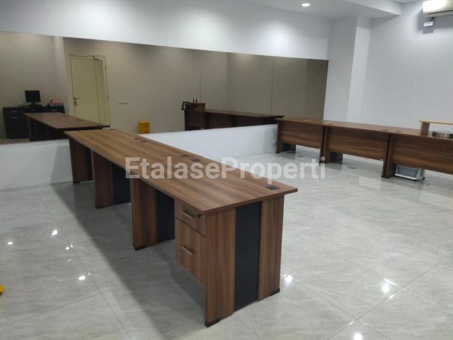 Foto properti Disewakan Ruang Perkantoran Praxis By Intiland 5