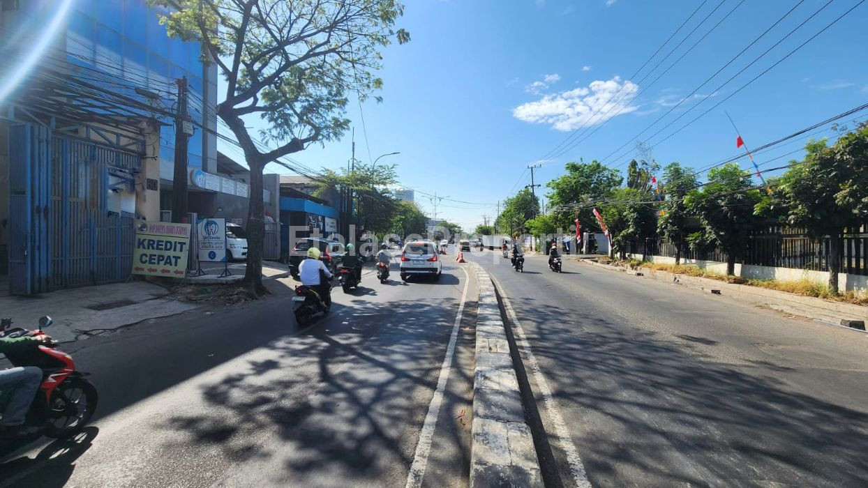 Foto properti Dijual Ruko 0 Jalan Raya Rungkut 2