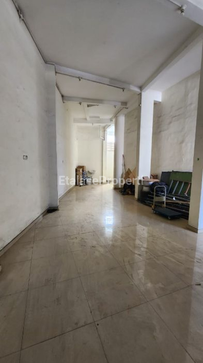 Foto properti Dijual Ruko 0 Jalan Raya Rungkut 9