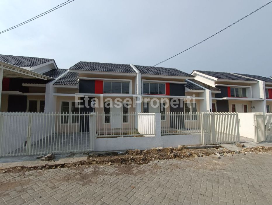 Foto properti Dijual Perumahan Favorit Tipe Ruby Green Mansion Juanda DP Nol Free Biaya2 Dekat Surabaya 1