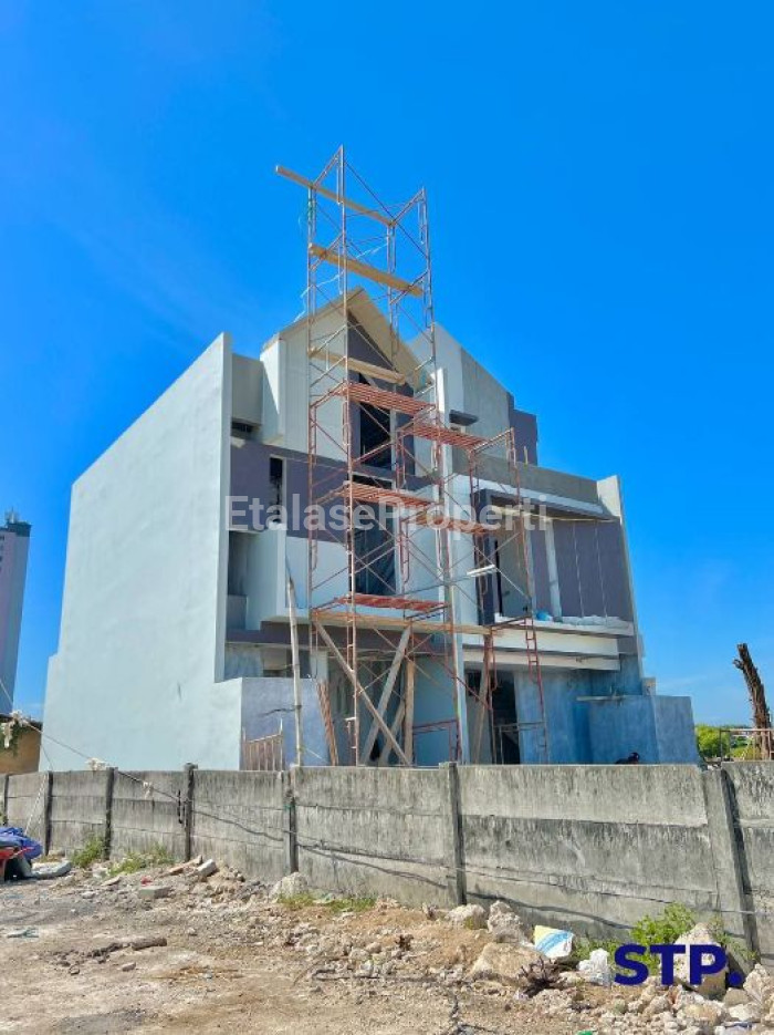 Foto properti Grand Eastern Sukolilo Rumah Mewah Dekat Pakuwon City 800 Jutaan 2