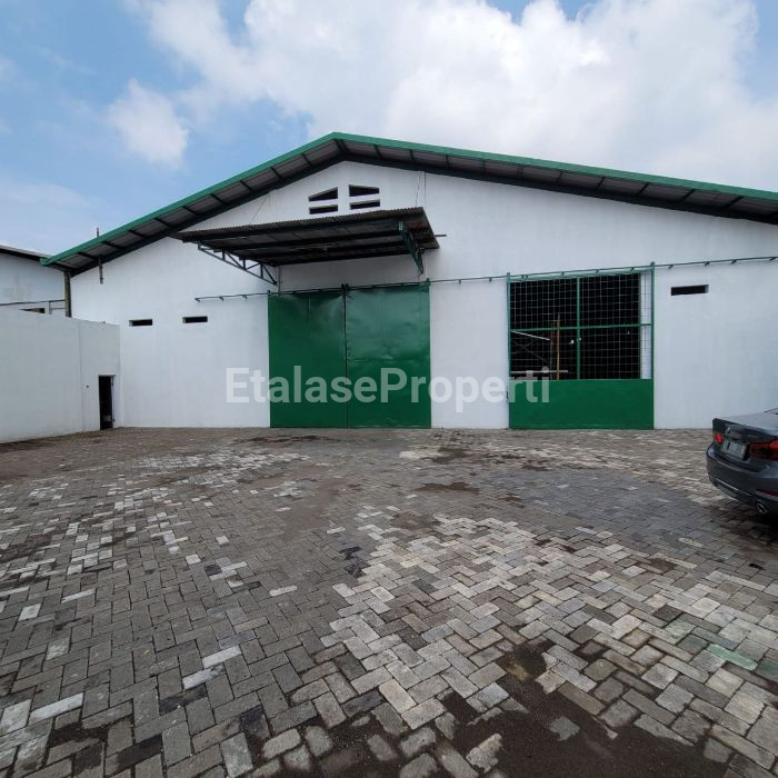 Foto properti Jual Cepat Gudang/ Tempat Usaha Raya Tanjungsari Sukomanunggal Surabaya Barat 4