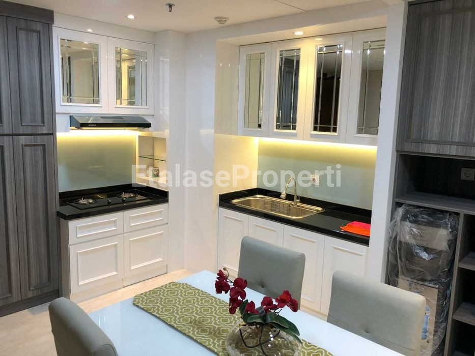 Foto properti Disewakan ONE EAST Apartment Full Furnished Mewah 3