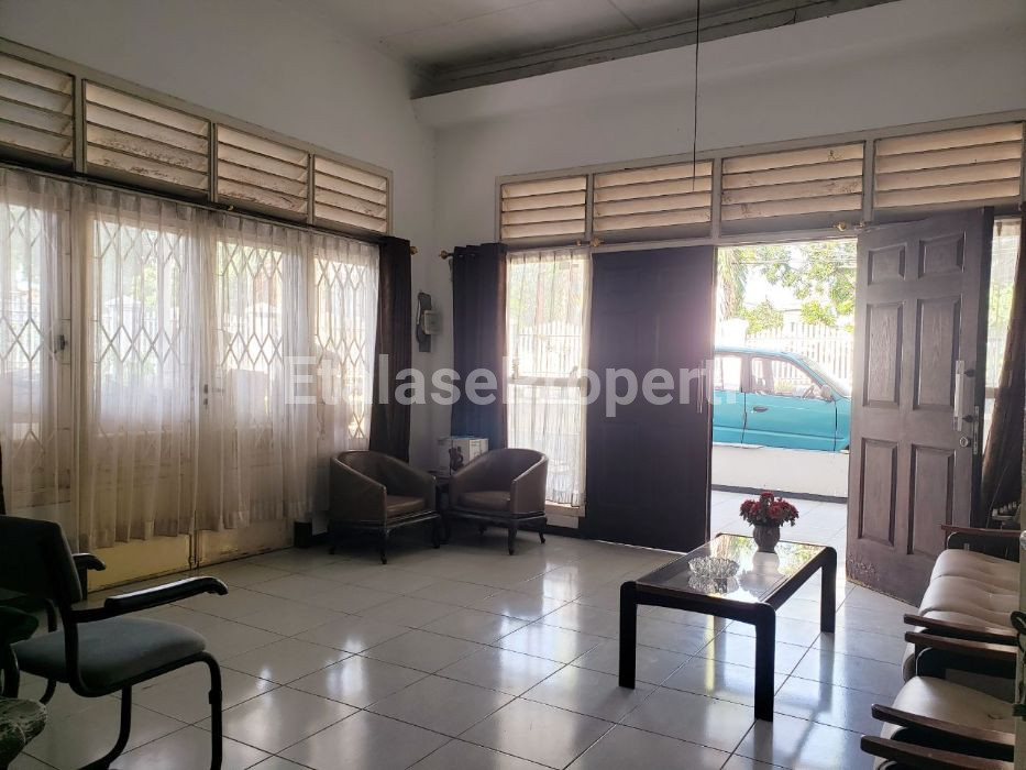 Foto properti Jalan Klabat - Rumah Pojok 2