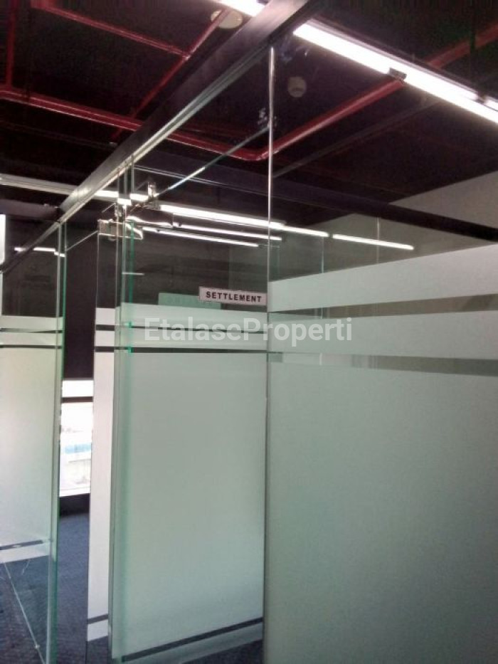 Foto properti OFFICE SPACE Pakuwon Centre 2