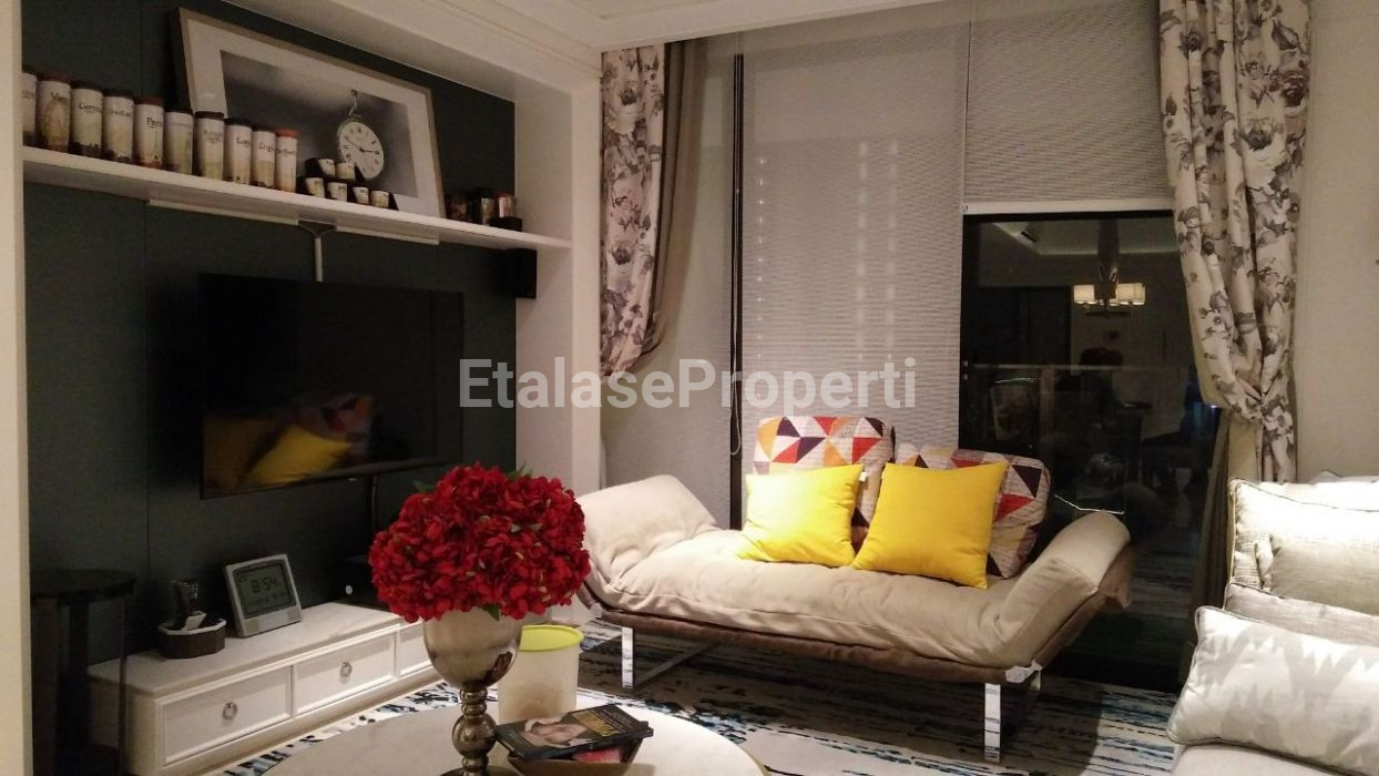 Foto properti The PEAK 3Br Furnished - Pakuwon Centre 1