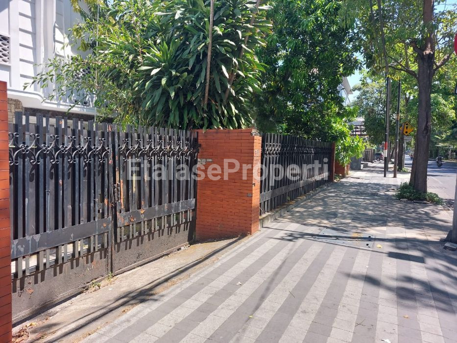Foto properti DIJUAL RUMAH 0 JALAN RAYA DI JALAN DR SUTOMO SURABAYA 5