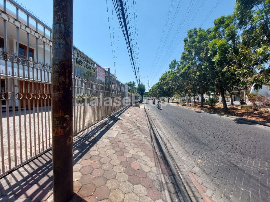 Foto properti DISEWAKAN RUMAH DI JALAN RAYA DARMO PERMAI SURABAYA BARAT 2