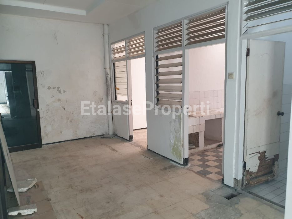 Foto properti Disewakan Rumah Kartini - Cocok Untuk Kantor 4