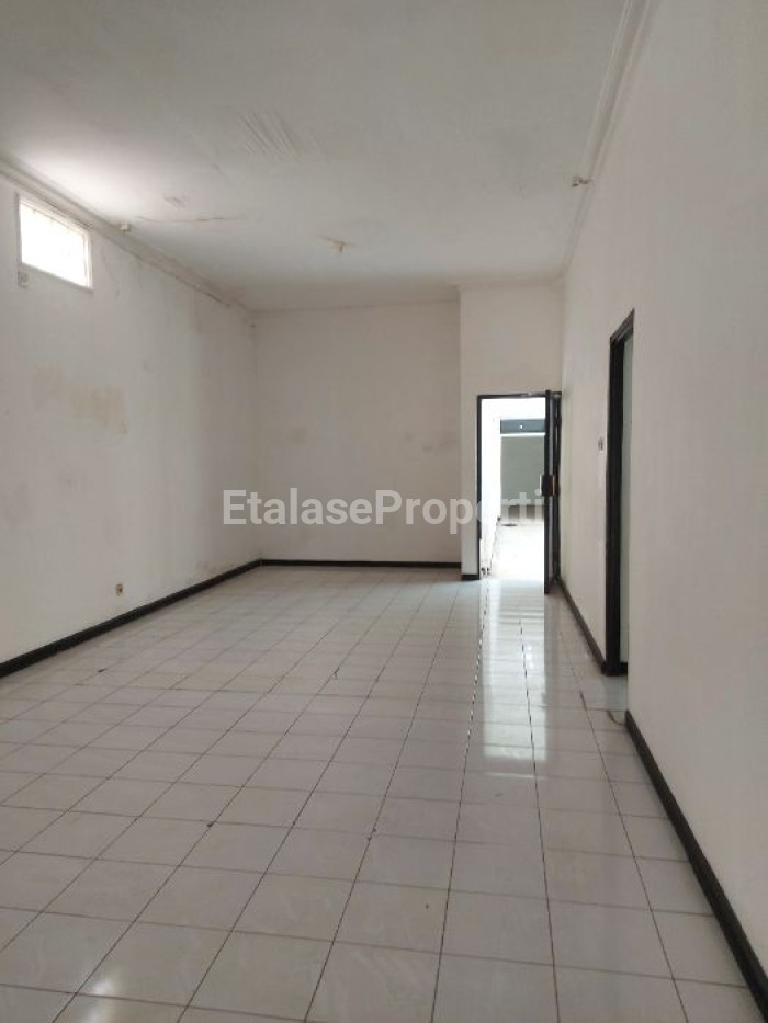 Foto properti Disewakan Rumah Kartini - Cocok Untuk Kantor 6