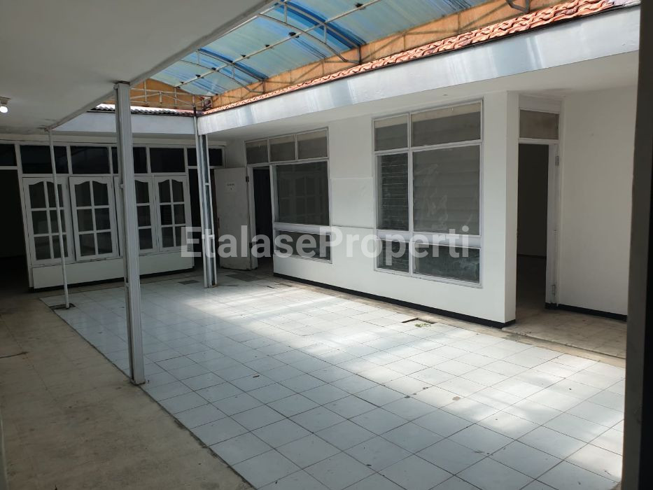 Foto properti Disewakan Rumah Kartini - Cocok Untuk Kantor 9
