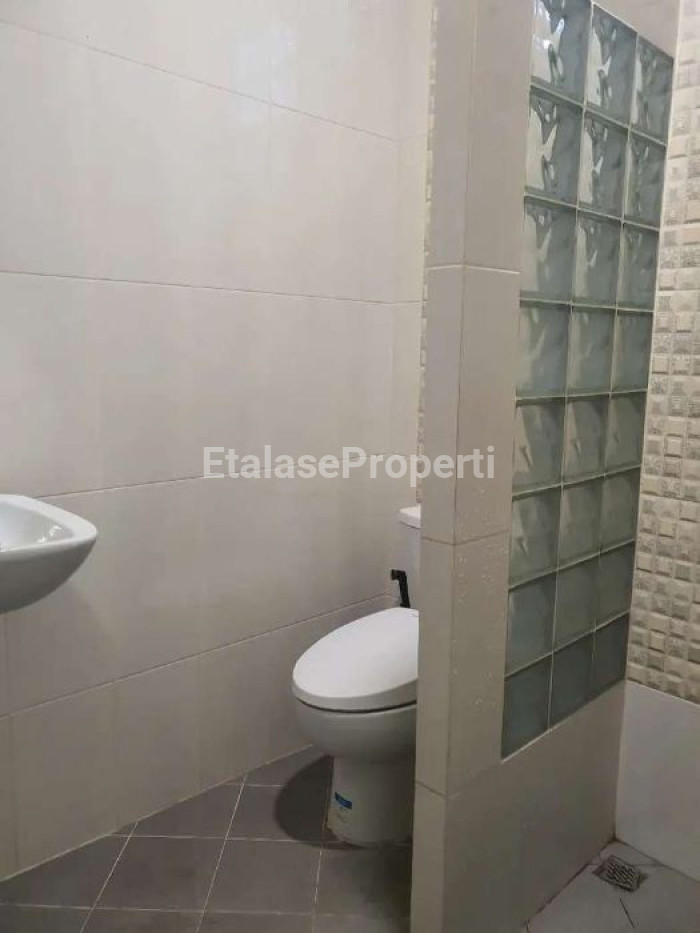 Foto properti Rumah 2 Lantai Bendul Merisi Surabaya Selatan 3