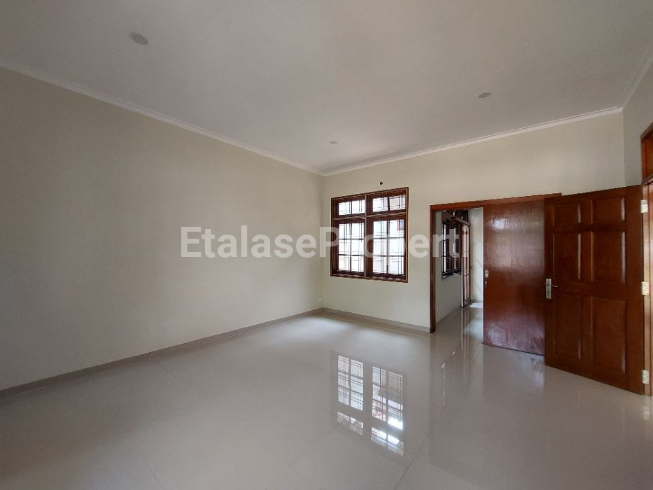 Foto properti DIJUAL RUMAH DI DARMO HARAPAN UTARA SURABAYA BARAT 5