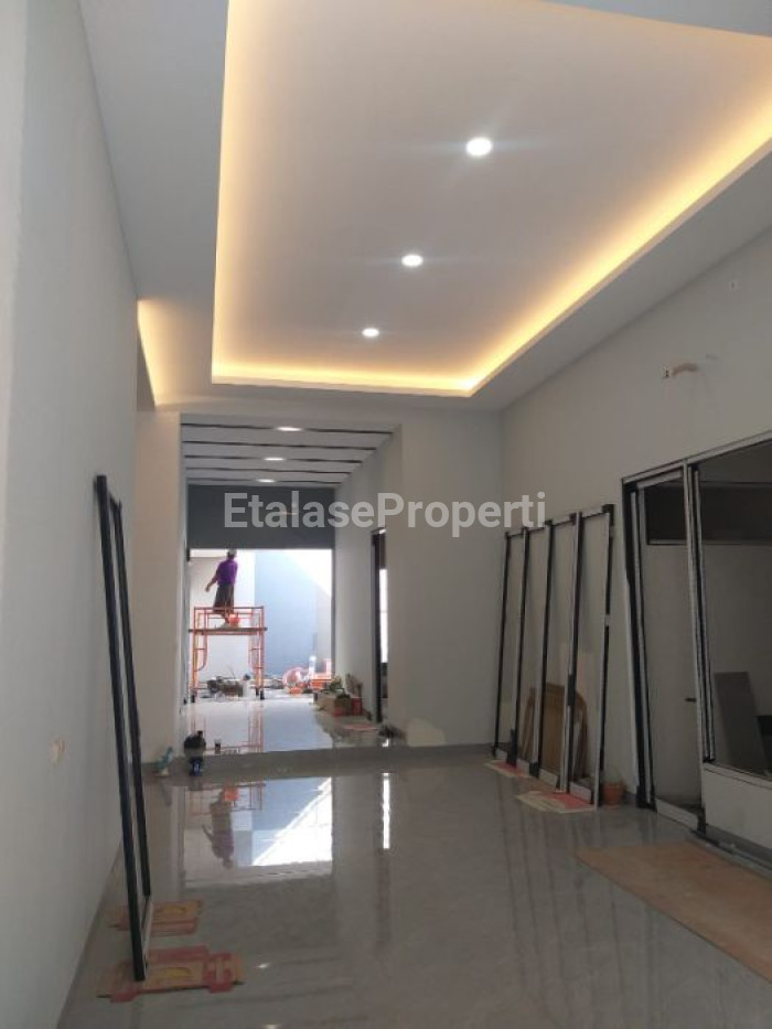 Foto properti Dijual Rumah Baru Bagus Gress Minimalis ‼️  RAYA MANYAR JAYA 3