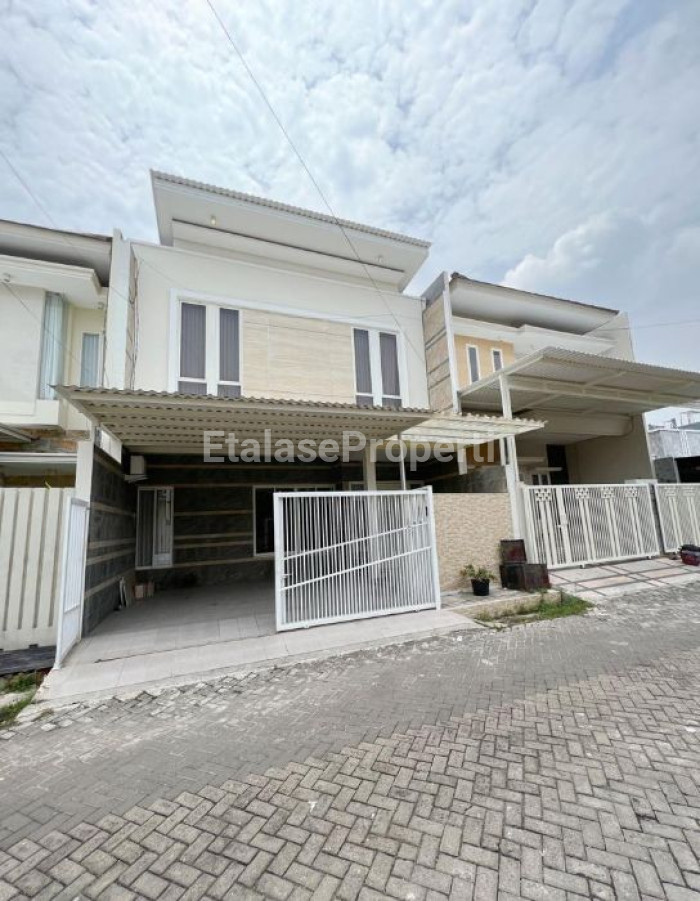 Foto properti Dijual Rumah 2 Lantai Siap Huni Di Sutorejo Utara 1