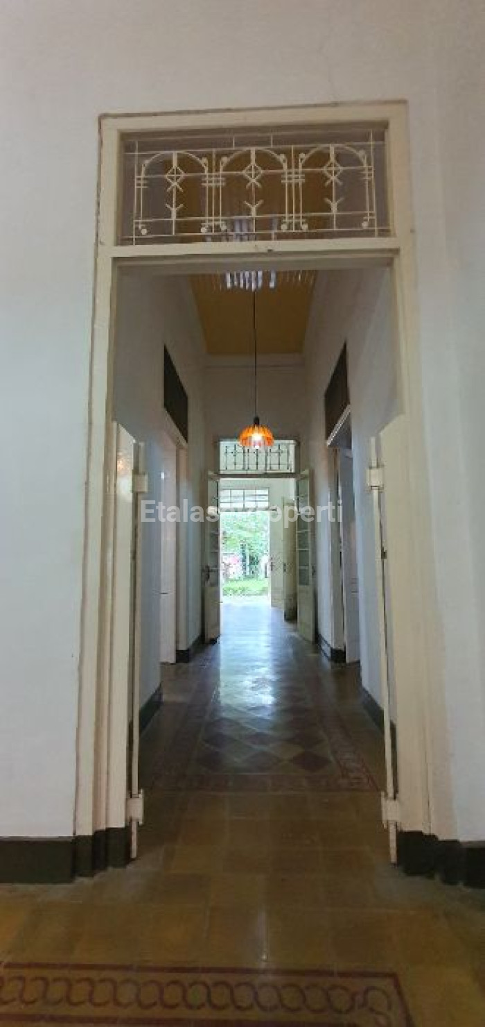 Foto properti Rumah Kolonial Belanda Cocok Untuk Semua Bisnis Strategis Daerah Komersial Jl. Pregolan Tengah Kota Surabaya 7