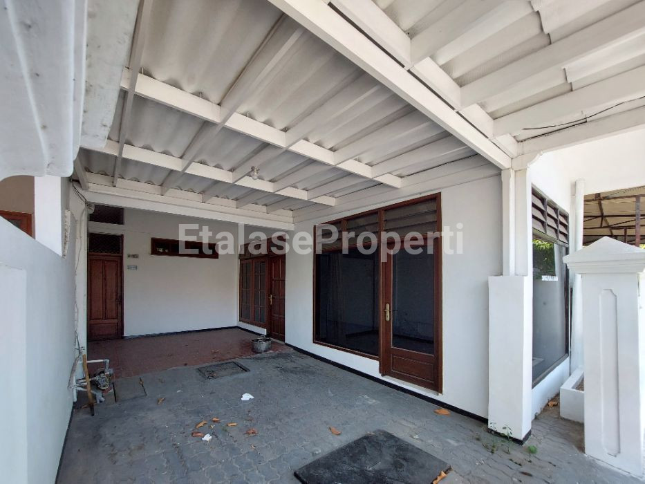 Foto properti DIJUAL RUMAH KOS DI SIMPANG DARMO PERMAI UTARA SURABAYA BARAT 2
