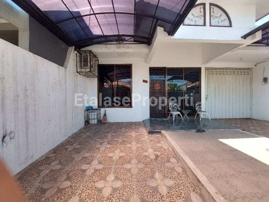 Foto properti DIJUAL RUMAH DI SIMPANG DARMO PERMAI SELATAN SURABAYA BARAT 2