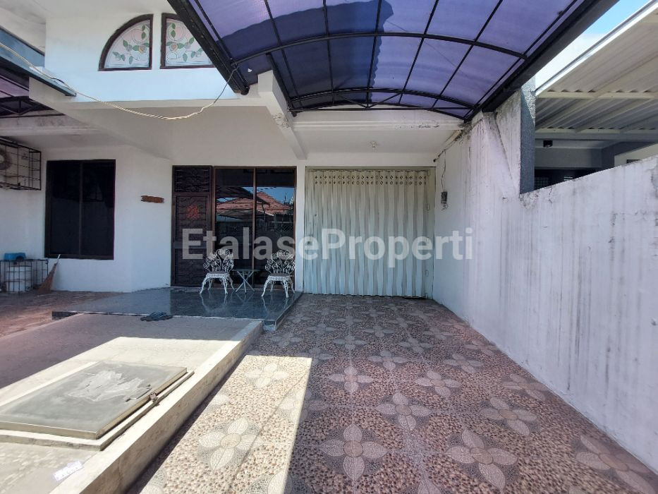 Foto properti DIJUAL RUMAH DI SIMPANG DARMO PERMAI SELATAN SURABAYA BARAT 3
