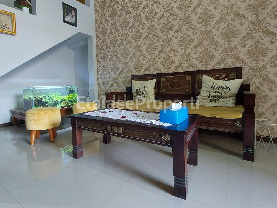Foto properti DIJUAL RUMAH DI TAMAN PONDOK INDAH SURABAYA BARAT 2