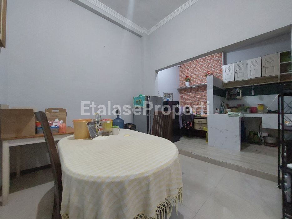 Foto properti DIJUAL RUMAH DI TAMAN PONDOK INDAH SURABAYA BARAT 4