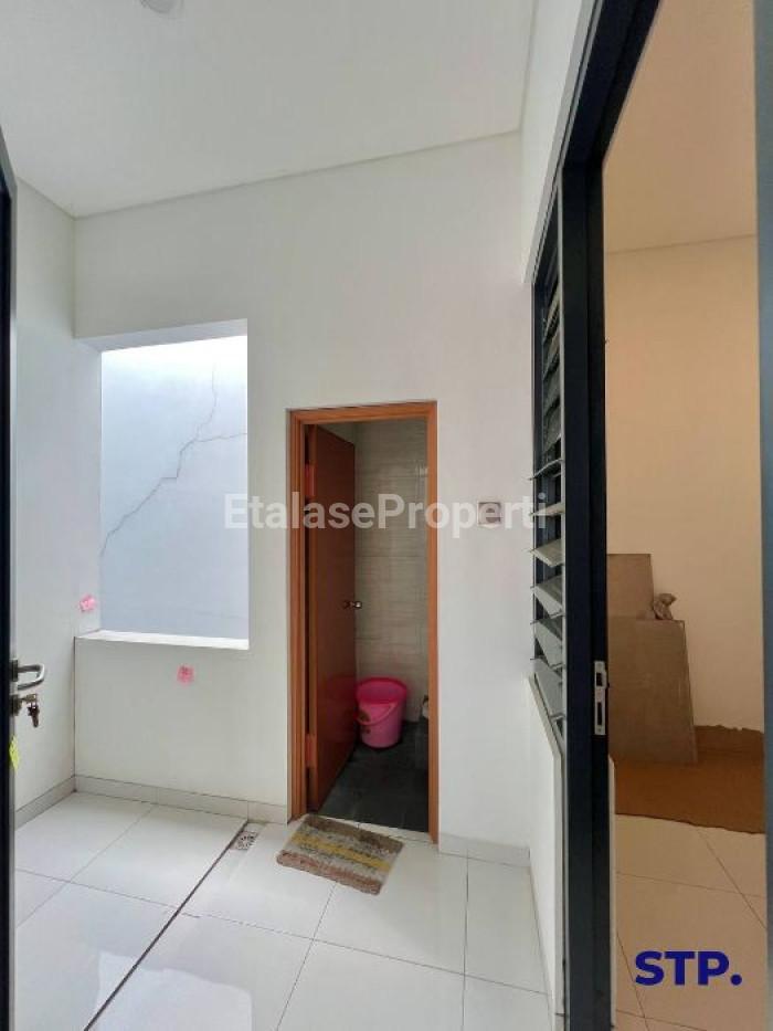 Foto properti 3 Unit! Townhouse Mewah 3 Lantai Di Pakis Tirtoasri Tipe Typical 8
