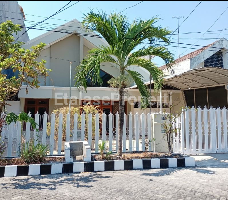 Foto properti Disewakan Rumah Manyar Kertoadi Siap Huni (Full Renov) 1