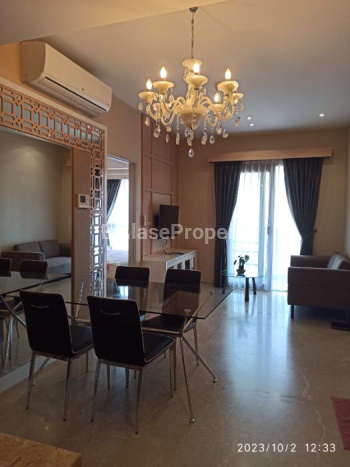 Foto properti Disewakan 2 BR Apartment The Peak Tunjungan Plaza Full Furnish Siap Huni! 2