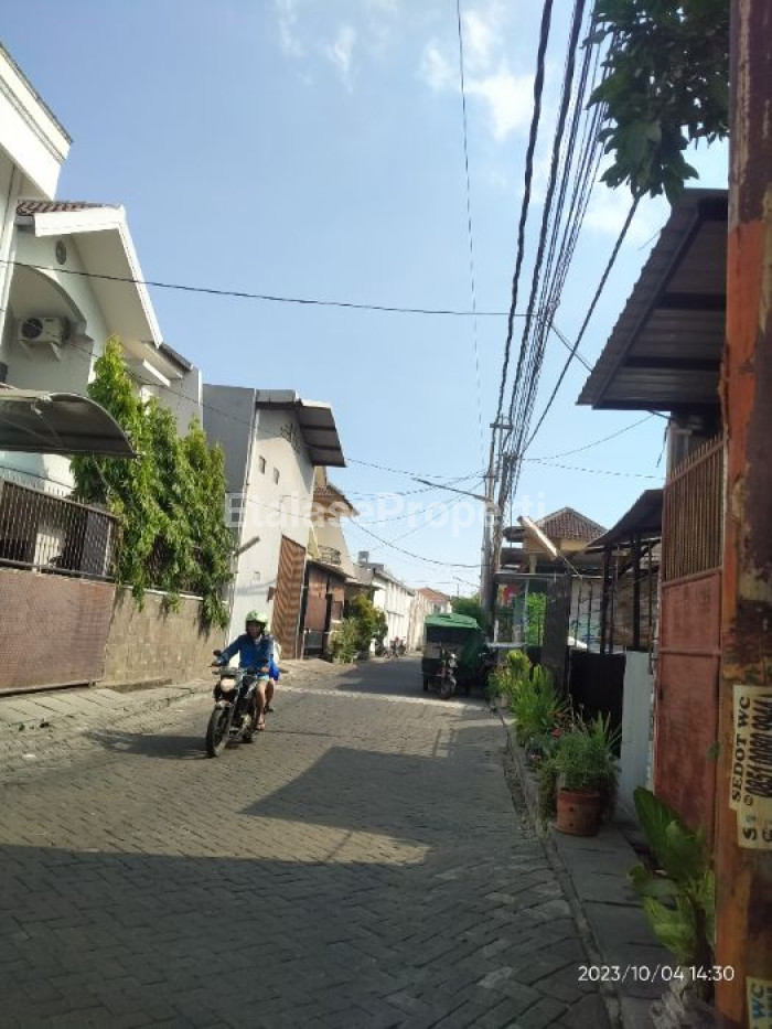 Foto properti Dijual Rumah Hitung Tanah Murah Di Lebak Permai Surabaya Harga 13juta/meter² 2