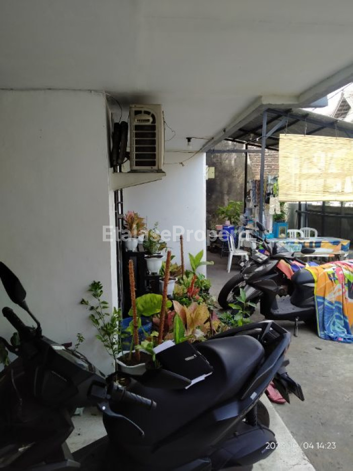 Foto properti Dijual Rumah Hitung Tanah Murah Di Lebak Permai Surabaya Harga 13juta/meter² 5