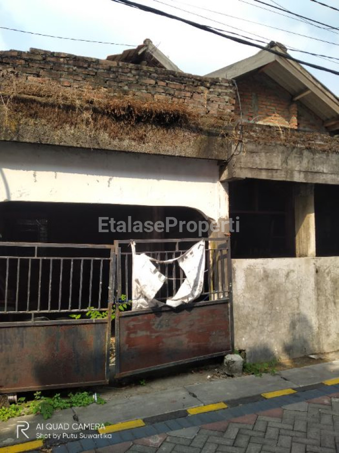 Foto properti Dijual Rumah Hitung Tanah Di Jl. Gembili Surabaya Dekat Royal Plaza Dan RSAL 3