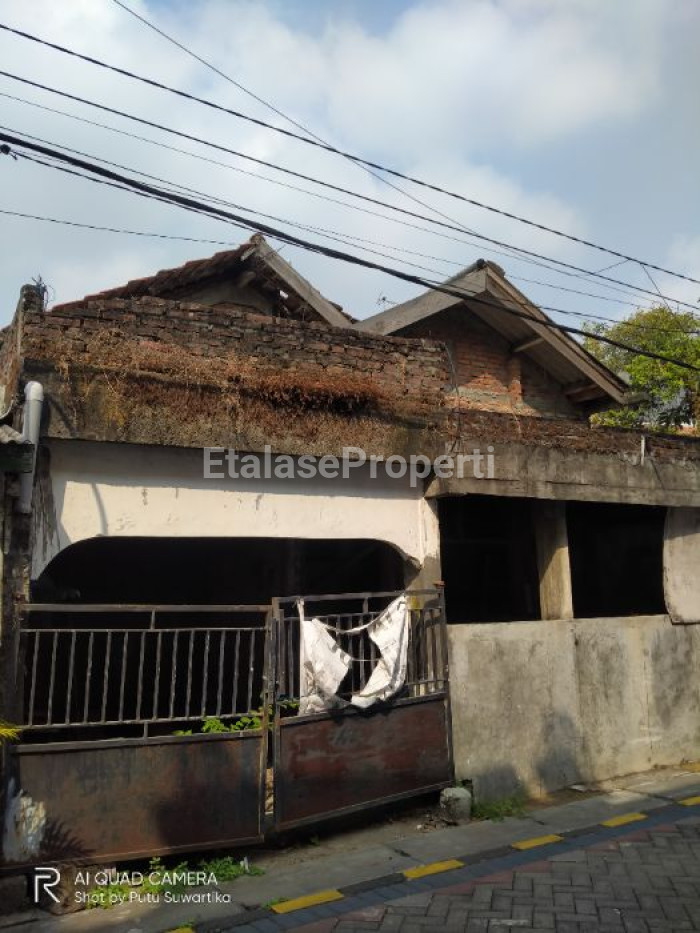 Foto properti Dijual Rumah Hitung Tanah Di Jl. Gembili Surabaya Dekat Royal Plaza Dan RSAL 4