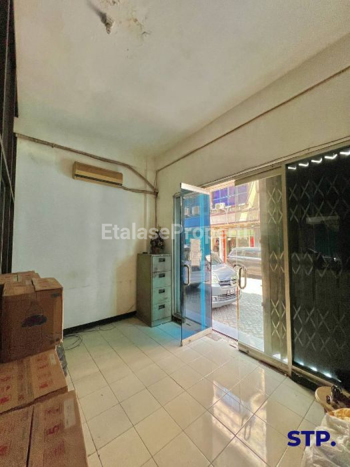 Foto properti Exclusive Listing, Ruko Jemursari 3 Lantai Second Road 10