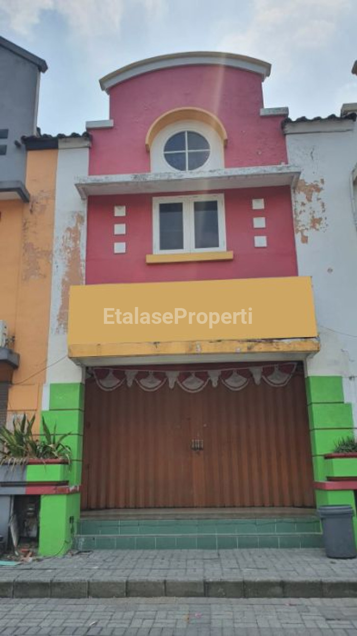 Foto properti DIJUAL Ruko Depan Sekolah Ciputra 2.5 Lantai 1