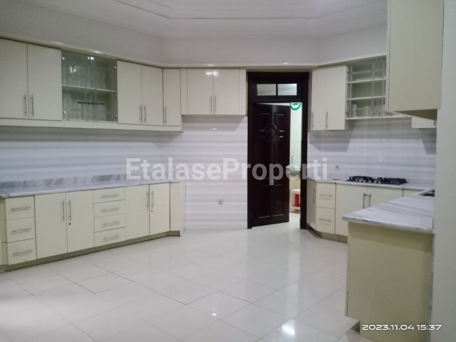 Foto properti Rumah Siap Disewakan 4