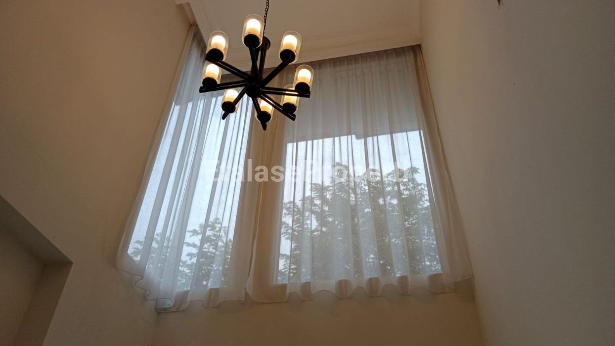 Foto properti DISEWAKAN Rumah Pakuwon Indah 8