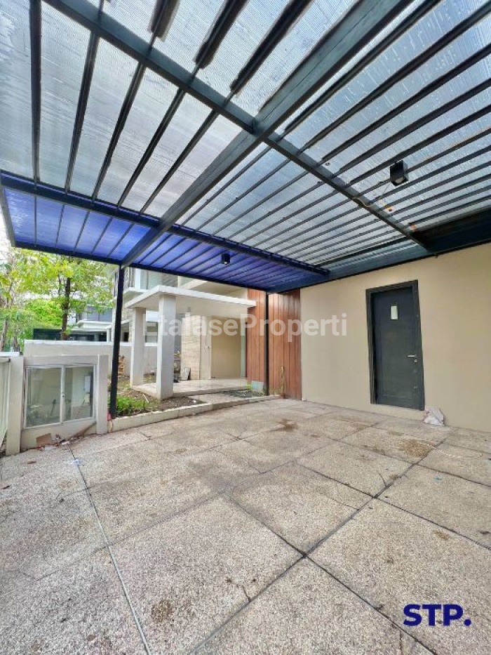 Foto properti Jual, Rumah Mewah Graha Natura Sudah Renovasi 3