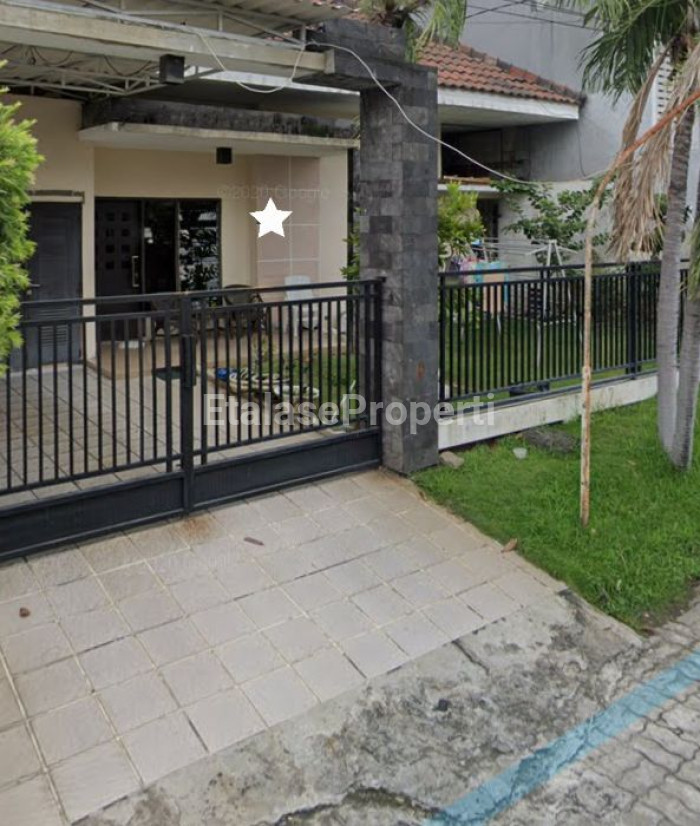 Foto properti Dharmahusada Utara 5 BR Dekat Superindo Dan RM Bu Rudy 2