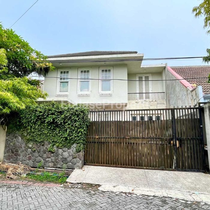 Foto properti *Dijual Cepat! Rumah Simpang Darmo Permai Selatan ( SDPS )* 1
