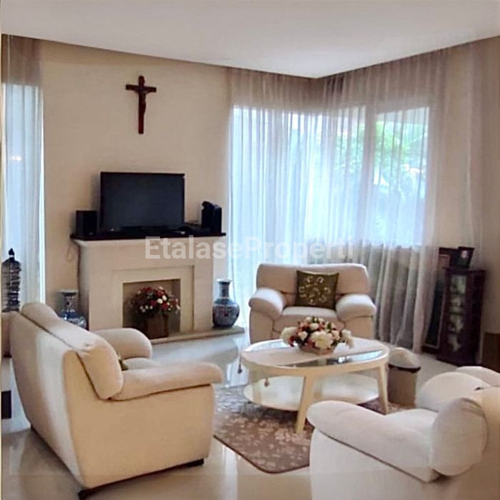 Foto properti *Dijual Cepat! Rumah Simpang Darmo Permai Selatan ( SDPS )* 2