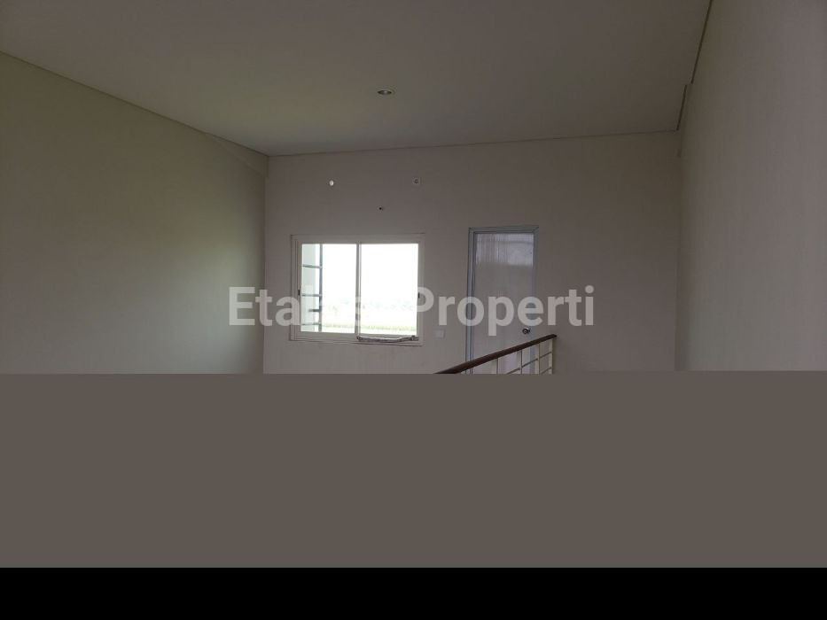 Foto properti Disewakan Ruko Northwest Boulevard 3 Lantai Ruko BARU Gress 6