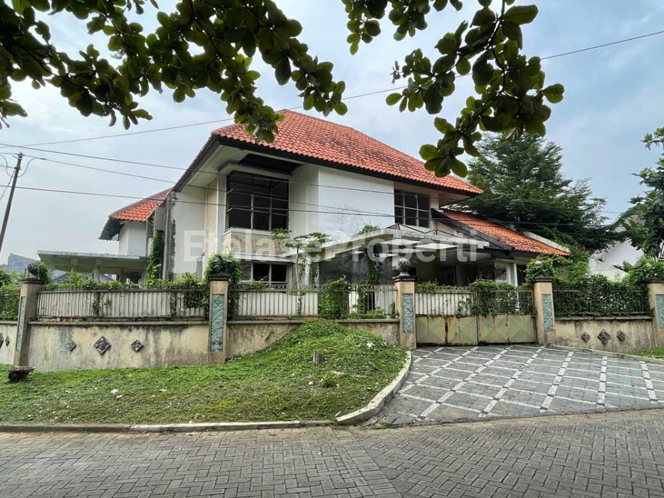 Foto properti *Dijual Rumah Darmo Sentosa Raya (DSR) Surabaya Barat* 2