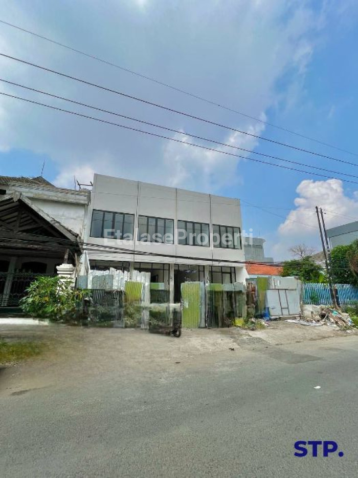 Foto properti Sisa 2 Unit, Ruko Baru Di Bratang Binangun Ngagel 2
