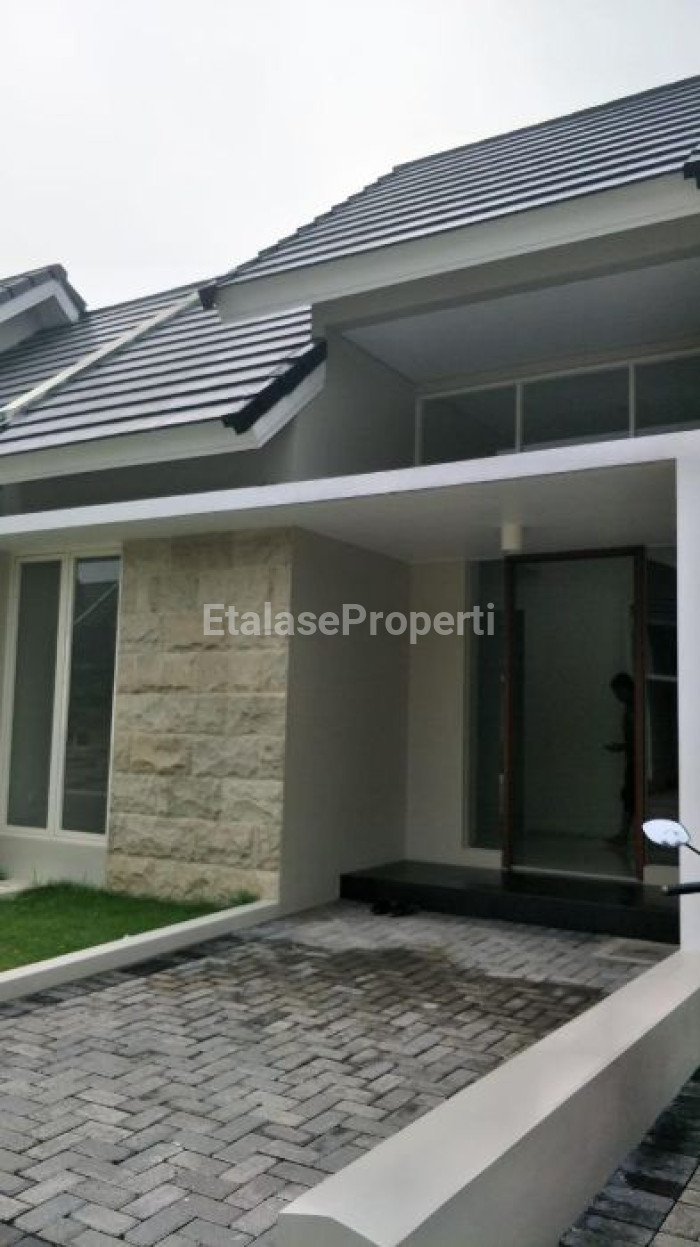 Foto properti Dijual/disewakan Rumah Northwest Park Siap Huni 1