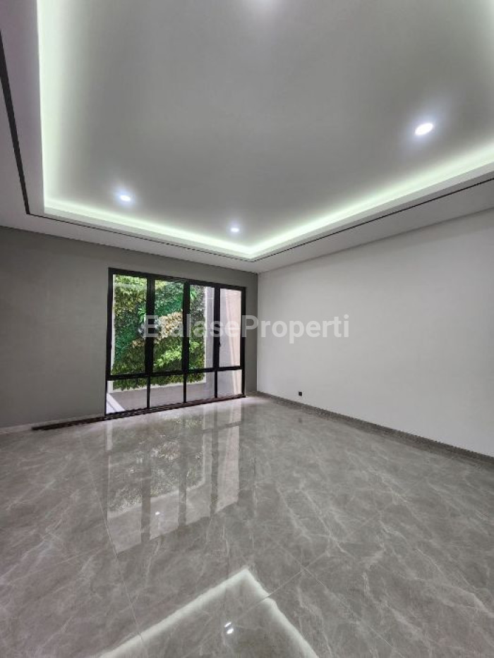 Foto properti Rumah Gress Citraland Cluster Depan 2